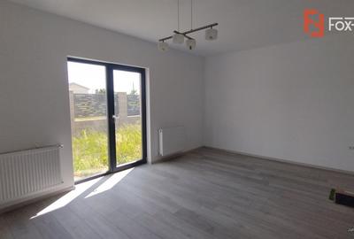 Casa individuala, 3 camere, la drum asfaltat,  Sacalaz - Zona de Vest - 1