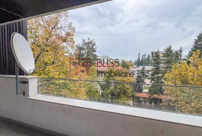 Apartament cu 3 camere în Primăverii