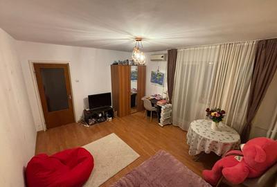 Dristor , Bulevard Camil Ressu, strada Ramnicu Sarat-garsoniera 37 mp - 1