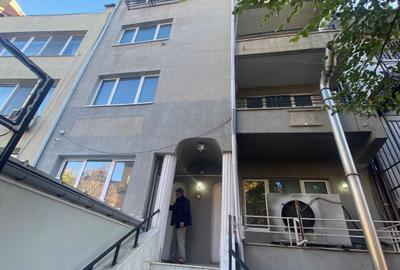 Vă propunem spre vânzare o clădire de birouri Cotroceni PRET 1.295.000 EURO - 1