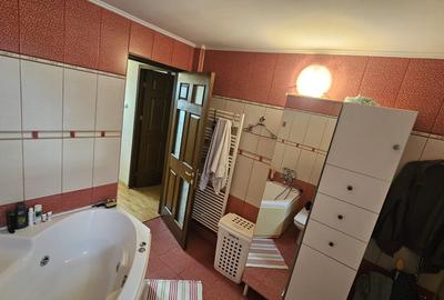 Marasesti-Central-vila S+P+1+M- ter- 410 mp la 480000 euro - 10