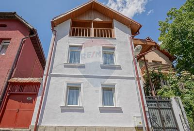 Vilă individuală, curte și garsonieră separată, Schei - 32
