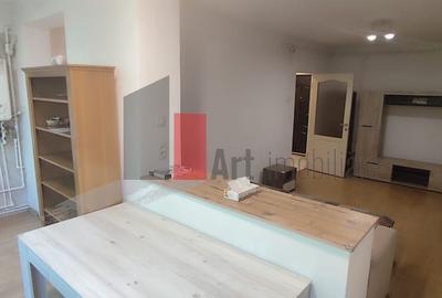 Apartament de vanzare cu 2 camere in zona Pajura. - 2
