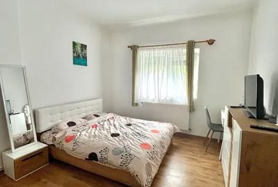 Apartament cu 2 camere decomandat în Dâmbul Rotund