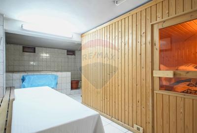 Comision 0 %! Pensiune cu 12 camere de vânzare, str. De Mijloc! - 33