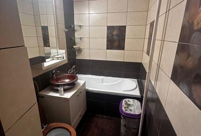 Apartament cu 3 cam - Str Resita - 21