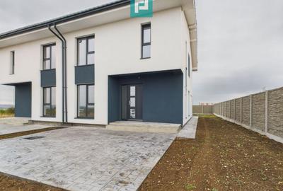 Duplex cu 3 camere și curte generoasă în Pișchia - 1