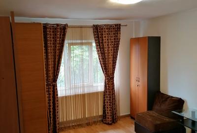 Apartament cu 2 camere decomandat, etajul 2/4, zona CUG - 4