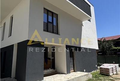 Duplex cu 4 camere în Central