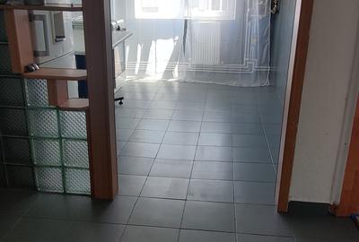 Inel 2, apartament 3 camere ,decomandat,cf 0 - 6