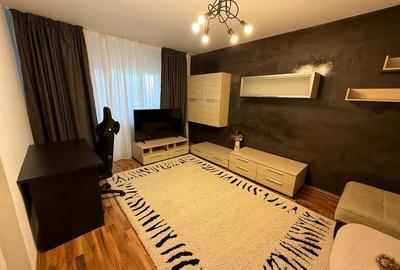 Apartament cu 2 camere decomandat, mobilat în P-ța Muncii