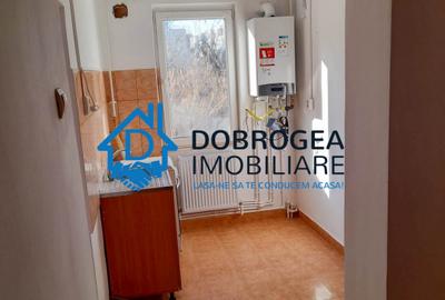 Apartament cu 2 camere decomandat în Spitalului