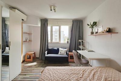 Garsonieră decomandată, mobilată în Tei