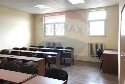 De închiriat spațiu birouri de 171mp în zona Intim - 2