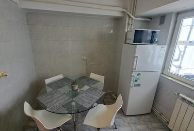 APARTAMENT COCHET - 2 CAMERE DECOMANDAT- AMPLASAT IDEAL - 12