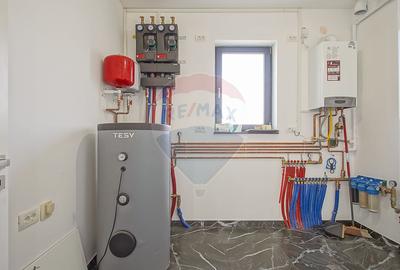 Casă  cu 5 camere de vânzare, Hălchiu - 13
