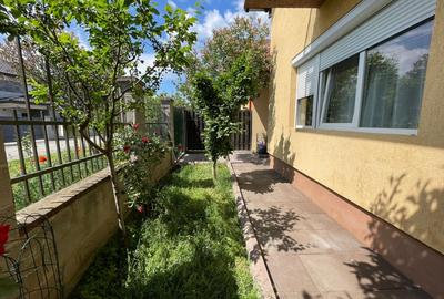 Casă individuală cu 4 camere în Giroc