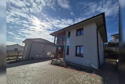 Casa superba, panouri fotovoltaice, standarde NZEB - 16