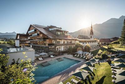 Teren Rasnov,dezvoltare turistica. - 1