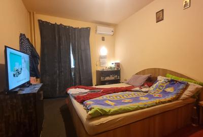 Apartament cu 3 camere de vanzare in zona Militari Lujerului