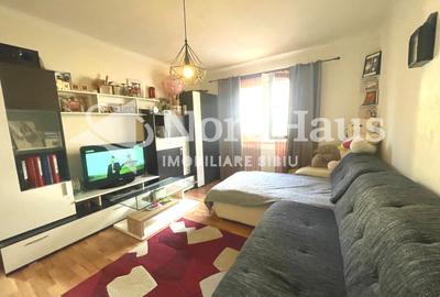 Apartament cu 2 camere semidecomandat, mobilat în Vasile Aaron