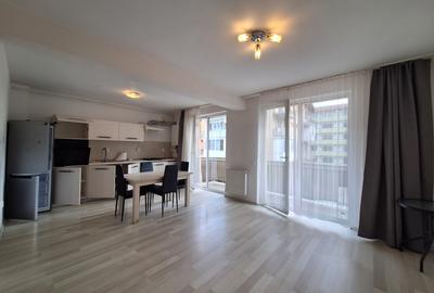 Apartament cu 3 camere semidecomandat, mobilat în Florești