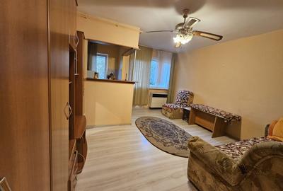 Garsoniera, zona Dacia - 1