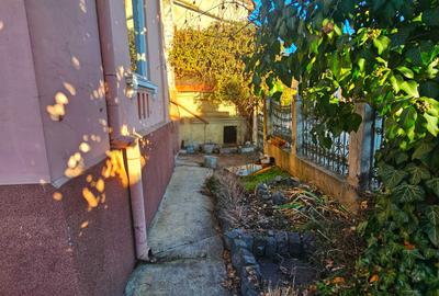 Casă cu arhitectură interbelică, 5 camere, teren 409 mp – Central - 58
