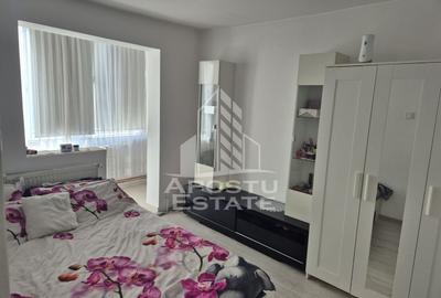 Apartament cu 3 camere,mobilat si utilat cu boxa,Bulevardul Cetatii - 3