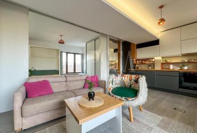 Apartament cu 2 camere semidecomandat în Gruia