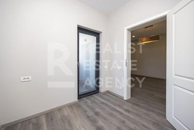 Vilă 8 camere, potrivită pentru birouri, echipe IT, avocați,zona 1 Mai - 32
