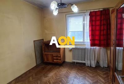Apartament 3 camere, decomandat, str. Closca - 8