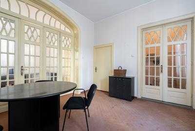 Vila 16 Camere de vanzare Unirii Primaria Sector 3 - 20