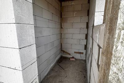 Casa la rosu de vanzare in Alba Iulia - 16