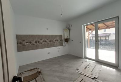 Casă de vânzare în Valea Lupului, Iași – 4 Camere si Beci - 4
