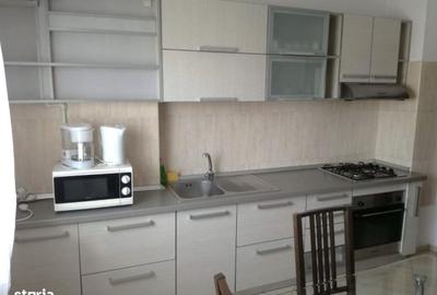Apartament cu 2 camere decomandat în P-ța Unirii