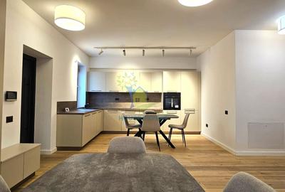 Apartament cu 3 camere semidecomandat, mobilat în Aviației