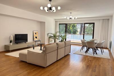 Apartament cu 4 camere decomandat, mobilat în Kiseleff