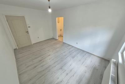 2 Cam--Sagului-5 Min de Centru--Parter-Renovat-Centrala-- 42MP-79.500 Euro !Neg - 4