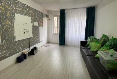 Vanzare apartament 2 camere in Vila - 1