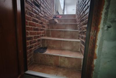 Casa 4 camere libera la vanzare GHIMBAV - zona Garii - 17
