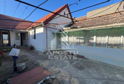 Casă individuală cu 2 camere în Chișoda