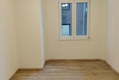 Apartament cu 4 camere în P-ța Sfântul Gheorghe