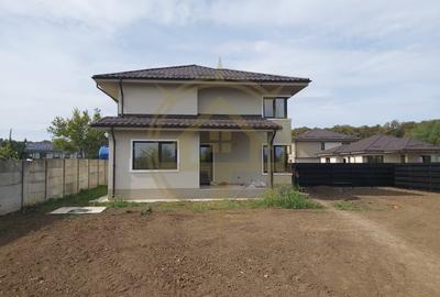 DOM00372 - Vila de vanzare in Corbeanca zona centrala - 4