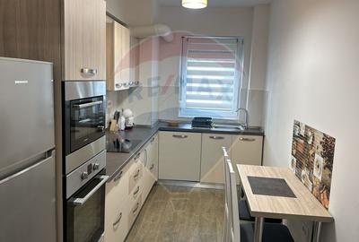 Apartament de închiriat cu 2 camere și loc de parcare în zona Ioșia - 2