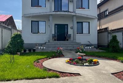 Vila 7 camere cu vedere la lac - 1