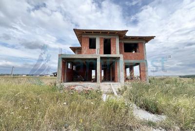 Casa spatioasa cu etaj la rosu de vanzare, Cihei, Bihor - 10