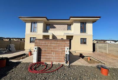 Duplex Superb în Moșnița Nouă, lângă M.City LOCAȚIE EXCELENTĂ! Comisio - 1