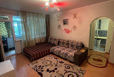 Apartament cu 3 camere semidecomandat în Țiglina 3