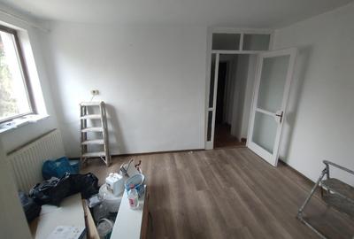 Apartament 2 camere, etaj 1, Bd. Decebal – poziție excelentă - 2